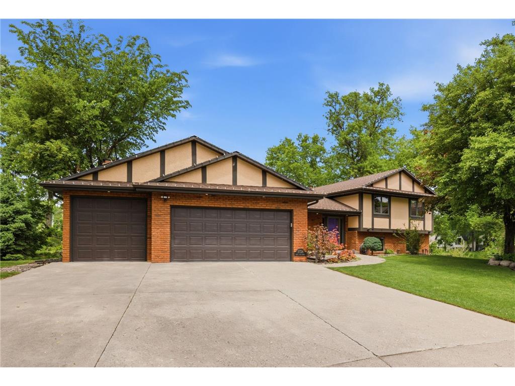 5724 Auto Club Circle Bloomington MN 55437 7080307 image1