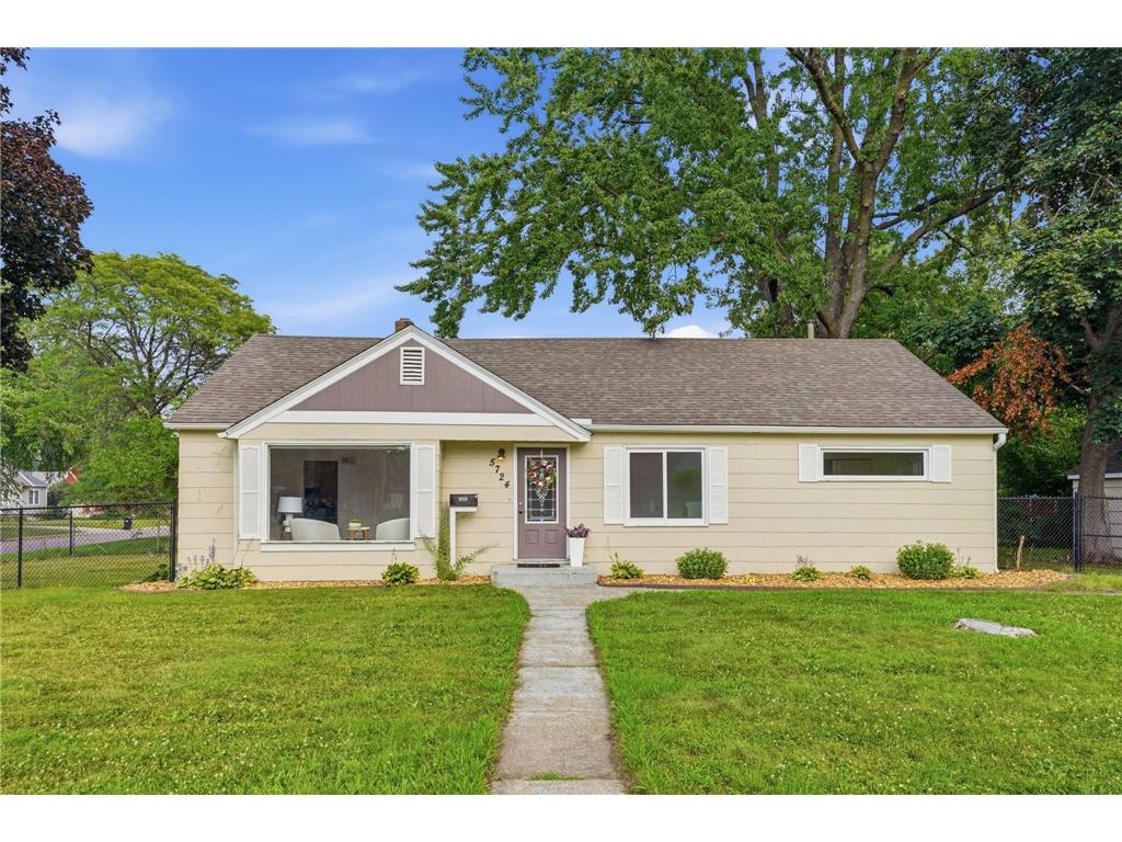 5724 Hampshire Avenue N Crystal MN 55428 7070336 image1