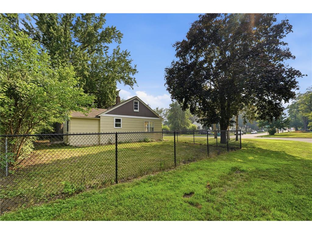 5724 Hampshire Avenue N Crystal MN 55428 7070336 image31