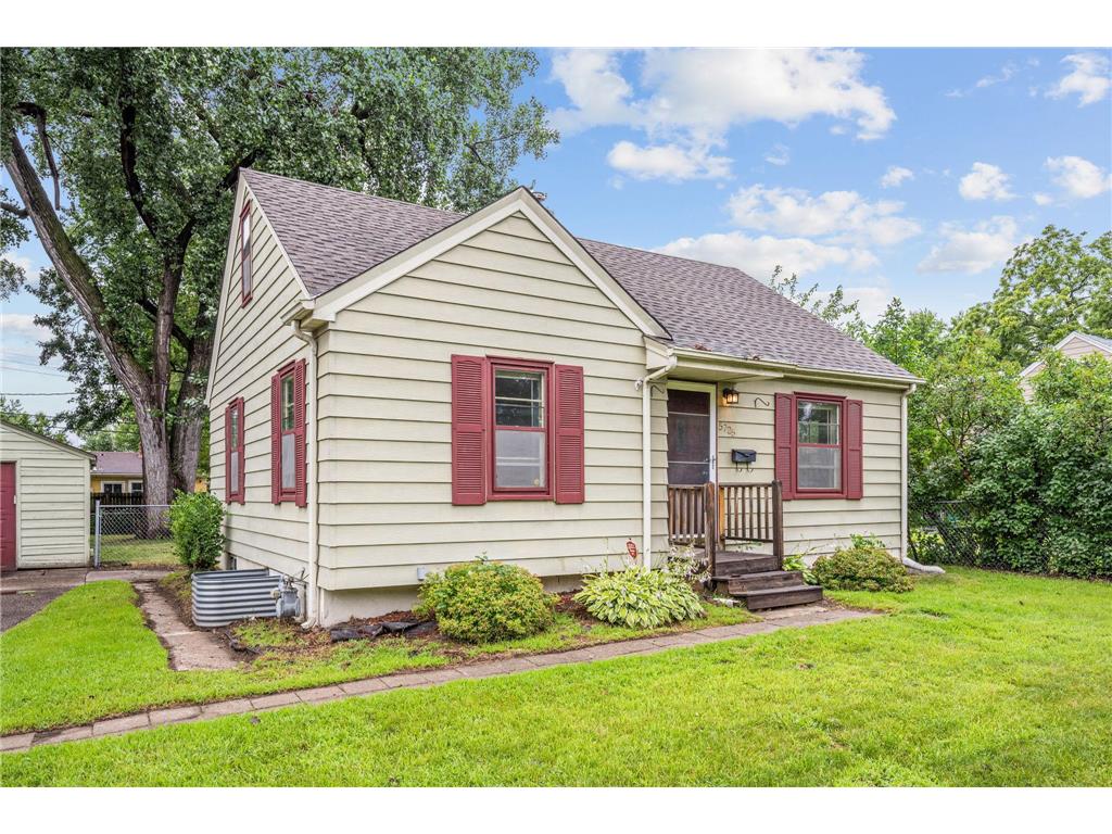 5725 Adair Avenue N Crystal MN 55429 6747756 image1