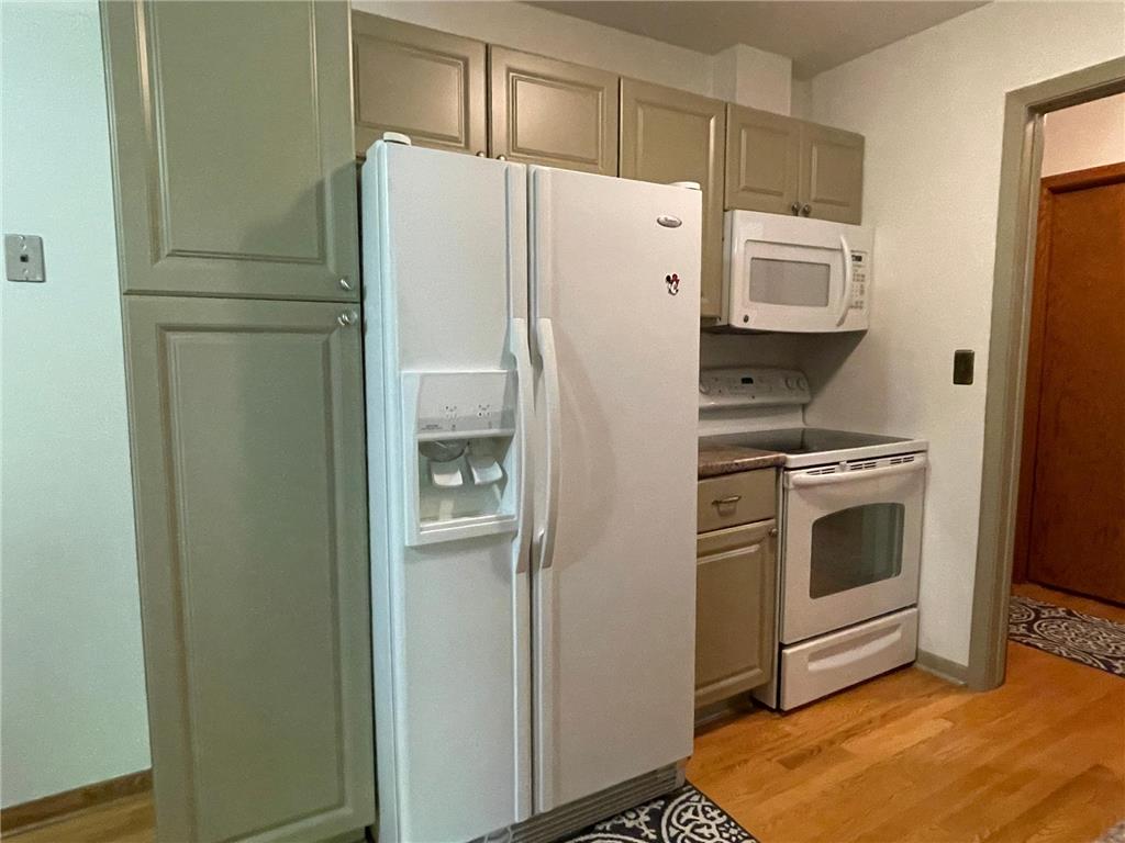 5725 Blake Road S 203, Edina, MN, 55436 MLS 6558220 Edina Realty