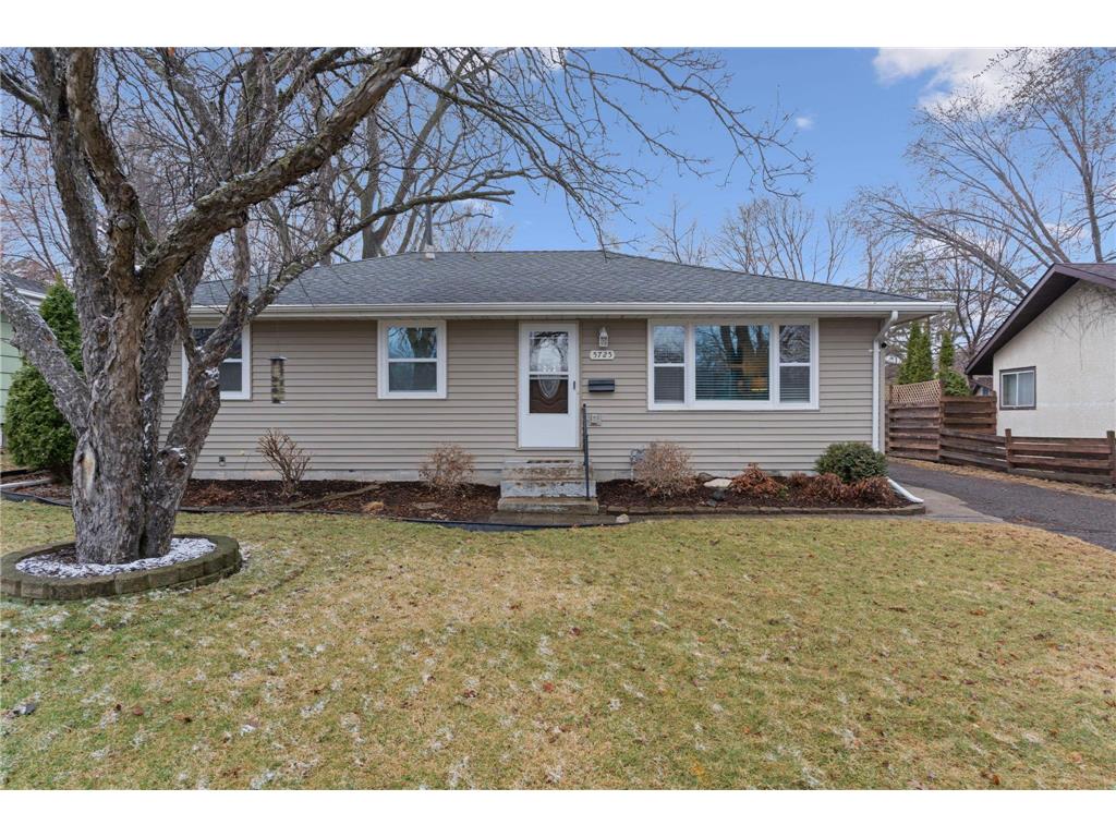 5725 Rhode Island Avenue N Crystal MN 55428 6686170 image1