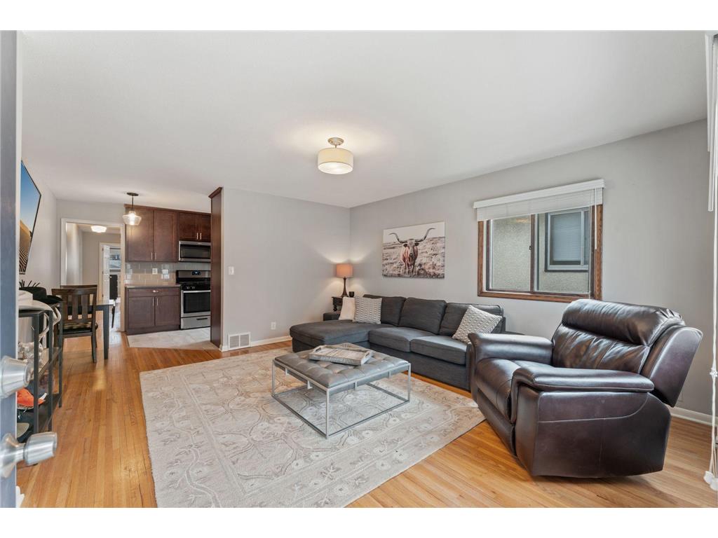 5725 Xerxes Avenue S Minneapolis MN 55410 7027407 image3