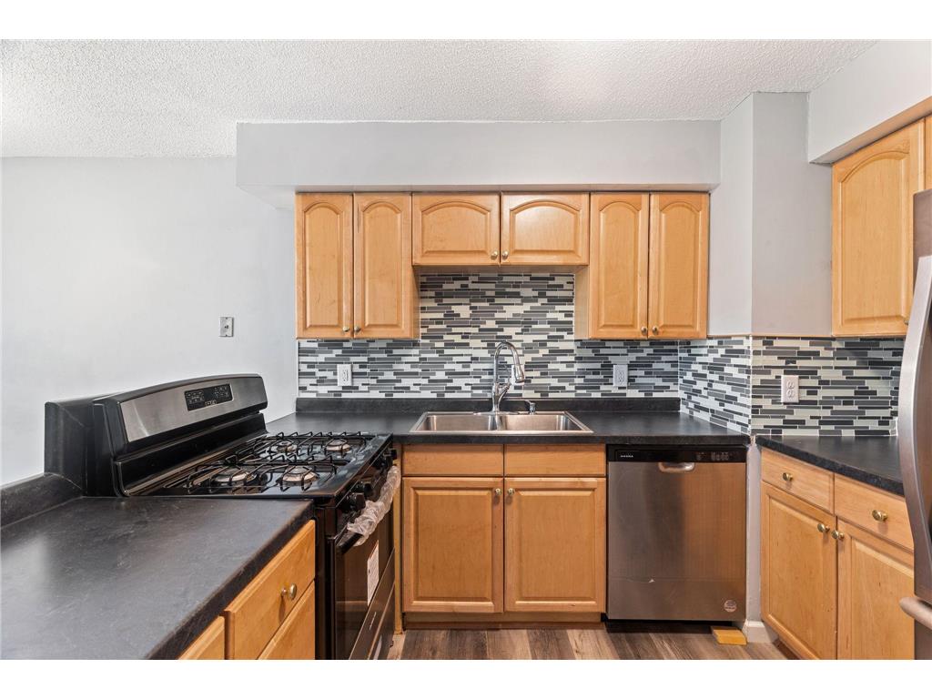 5729 80th Avenue N Brooklyn Park MN 55443 6802345 image5