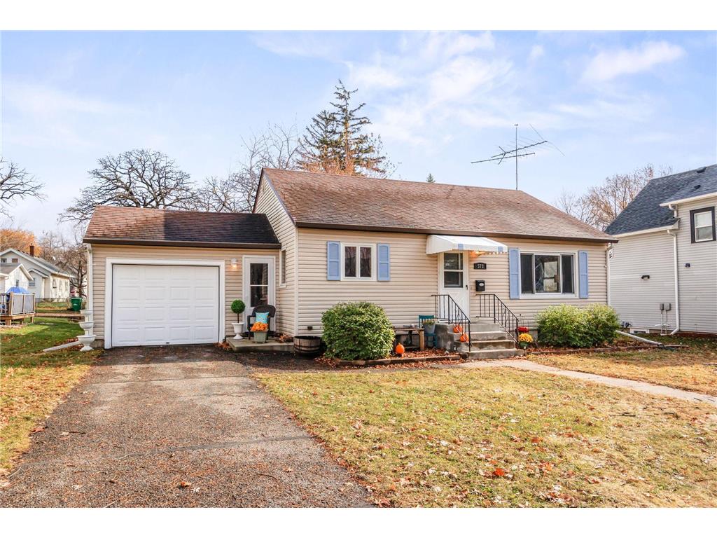 573 Grove Street SW Hutchinson MN 55350 6626922 image1