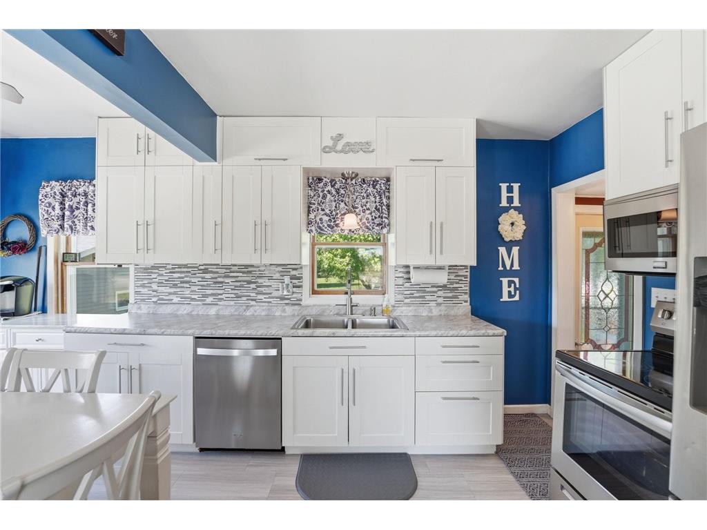 573 Stearns Avenue E Eden Valley MN 55329 7080544 image10