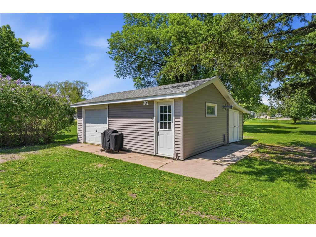 573 Stearns Avenue E Eden Valley MN 55329 7080544 image3