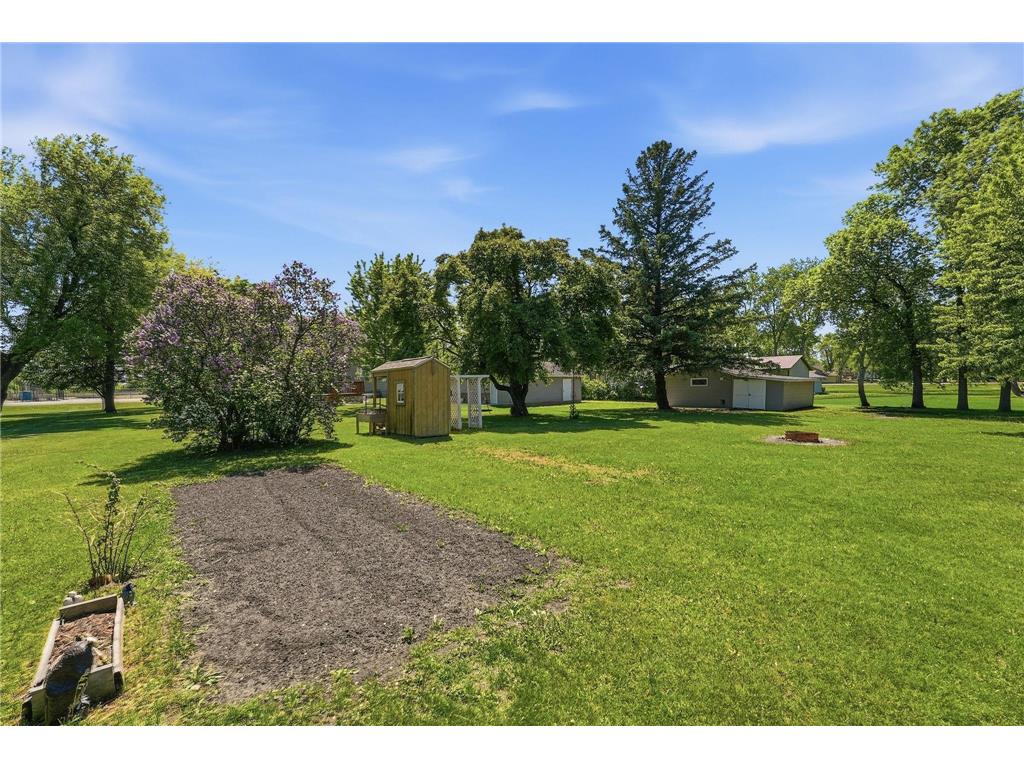 573 Stearns Avenue E Eden Valley MN 55329 7080544 image8