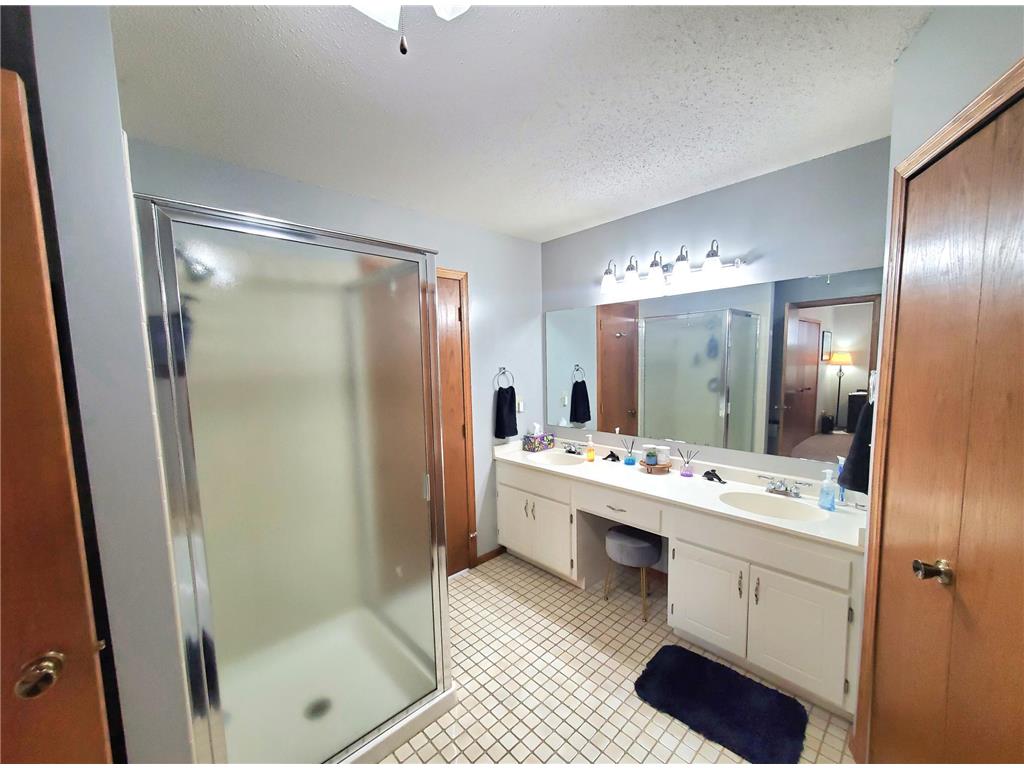 5730 Donegal Drive Shoreview MN 55126 7043234 image15