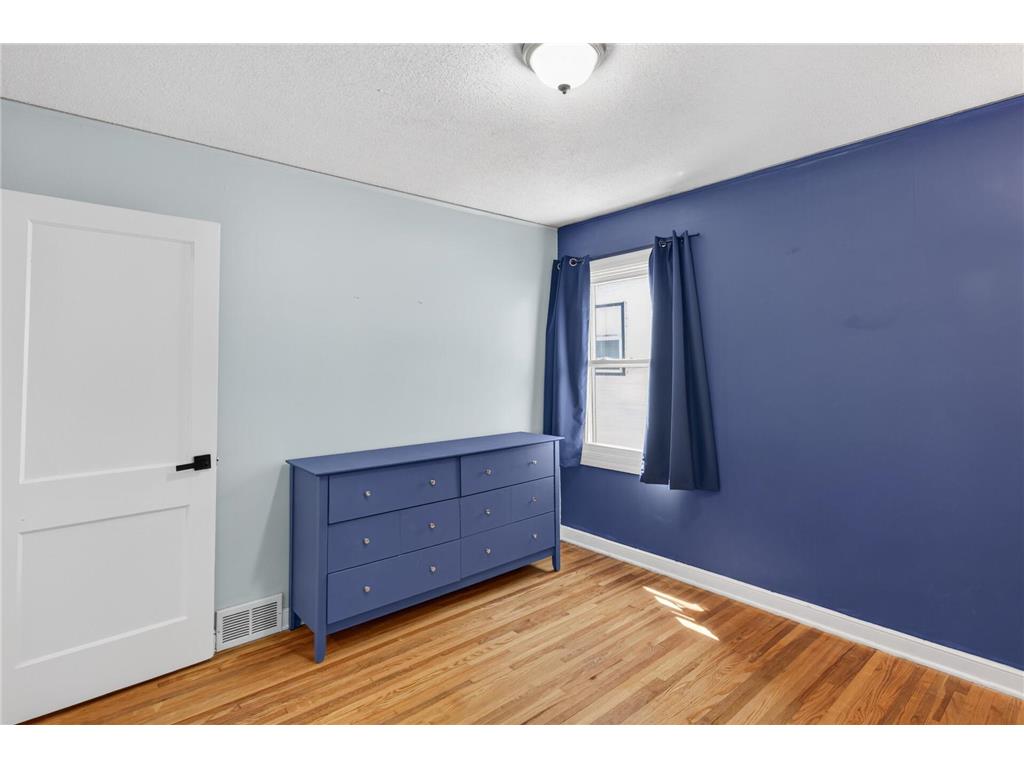 5732 24th Avenue S Minneapolis MN 55417 7090477 image17