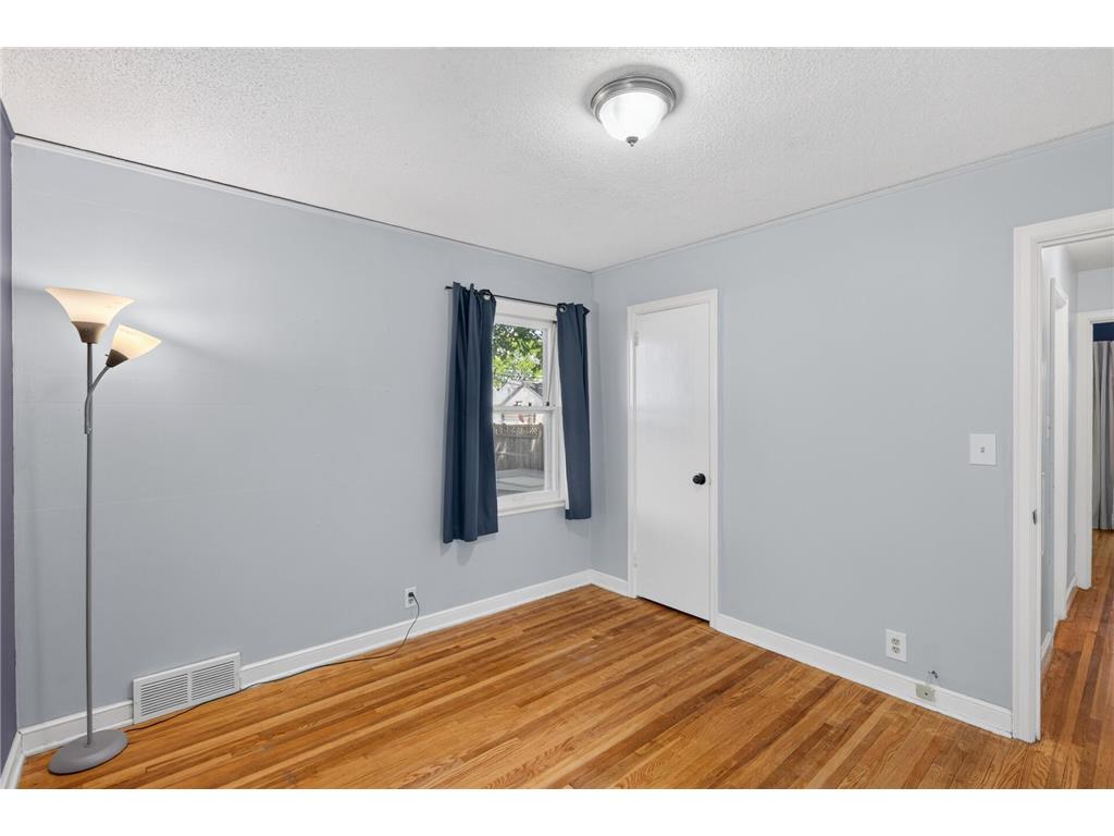 5732 24th Avenue S Minneapolis MN 55417 7090477 image18