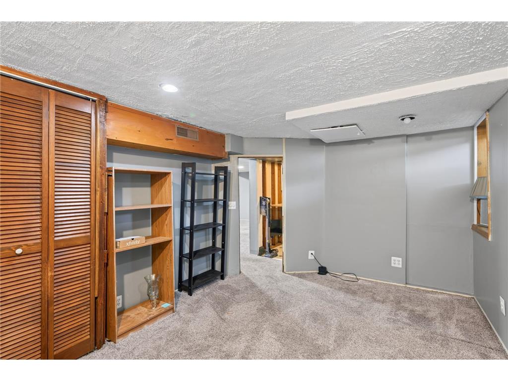 5732 24th Avenue S Minneapolis MN 55417 7090477 image36