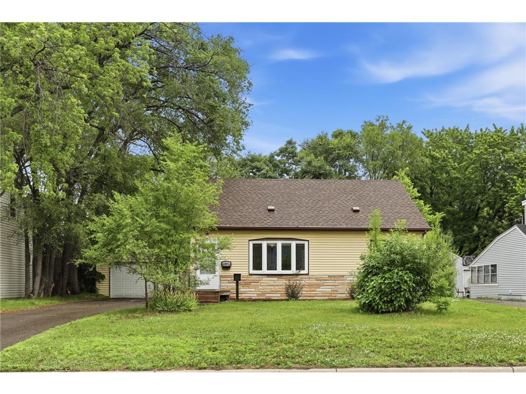 5732 Adair Avenue N Crystal MN 55429 7088640 image1
