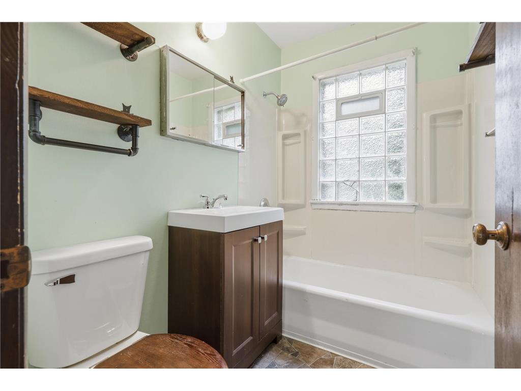 5732 Adair Avenue N Crystal MN 55429 7088640 image10