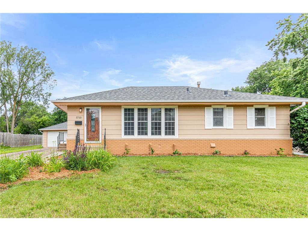 5733 Orchard Avenue N Crystal MN 55429 6571355 image1