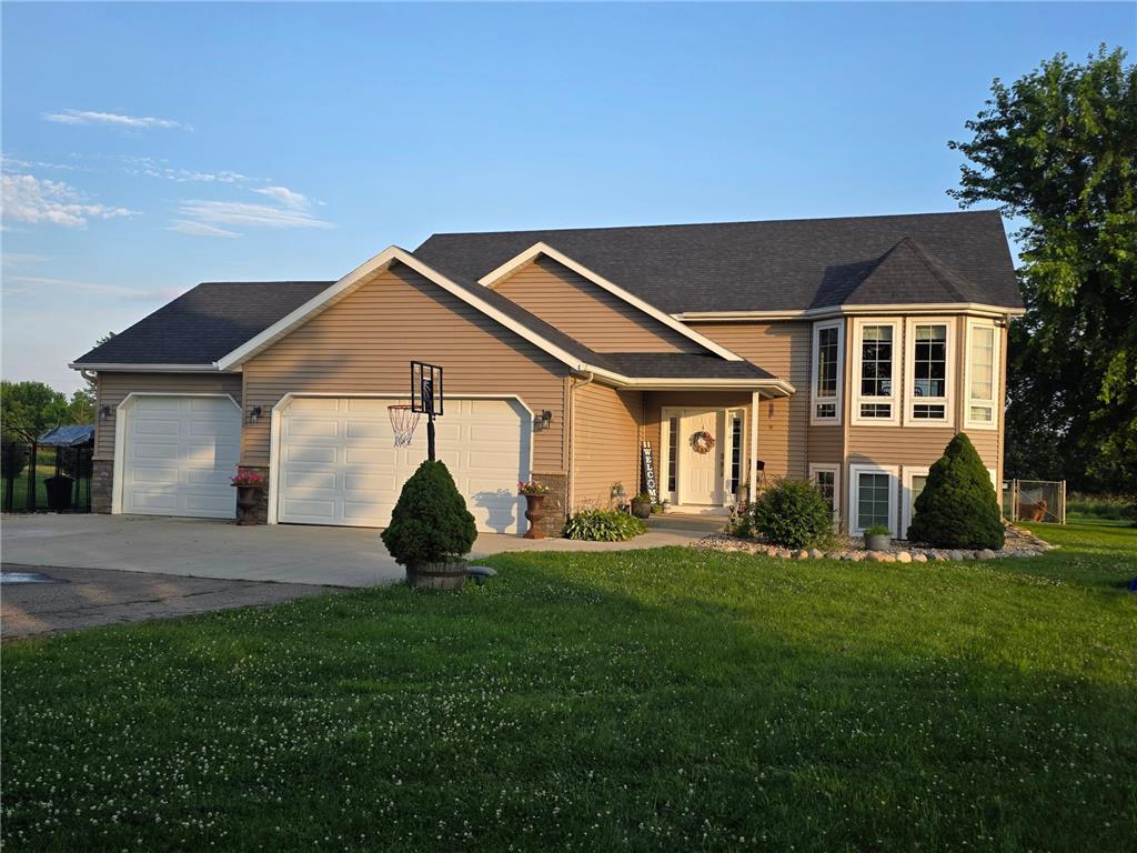 57331 227th Street Austin MN 55912 6759768 image1