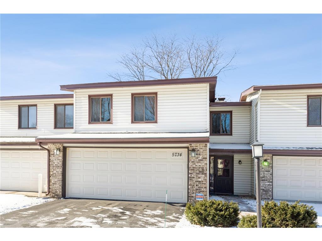 5734 Hyland Courts Drive Bloomington MN 55437 6641504 image1