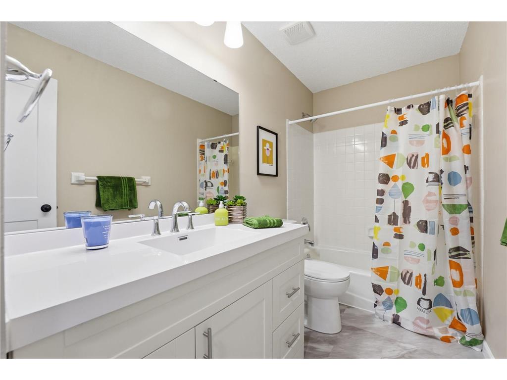 5736 Logan Avenue N Brooklyn Center MN 55430 7086307 image17