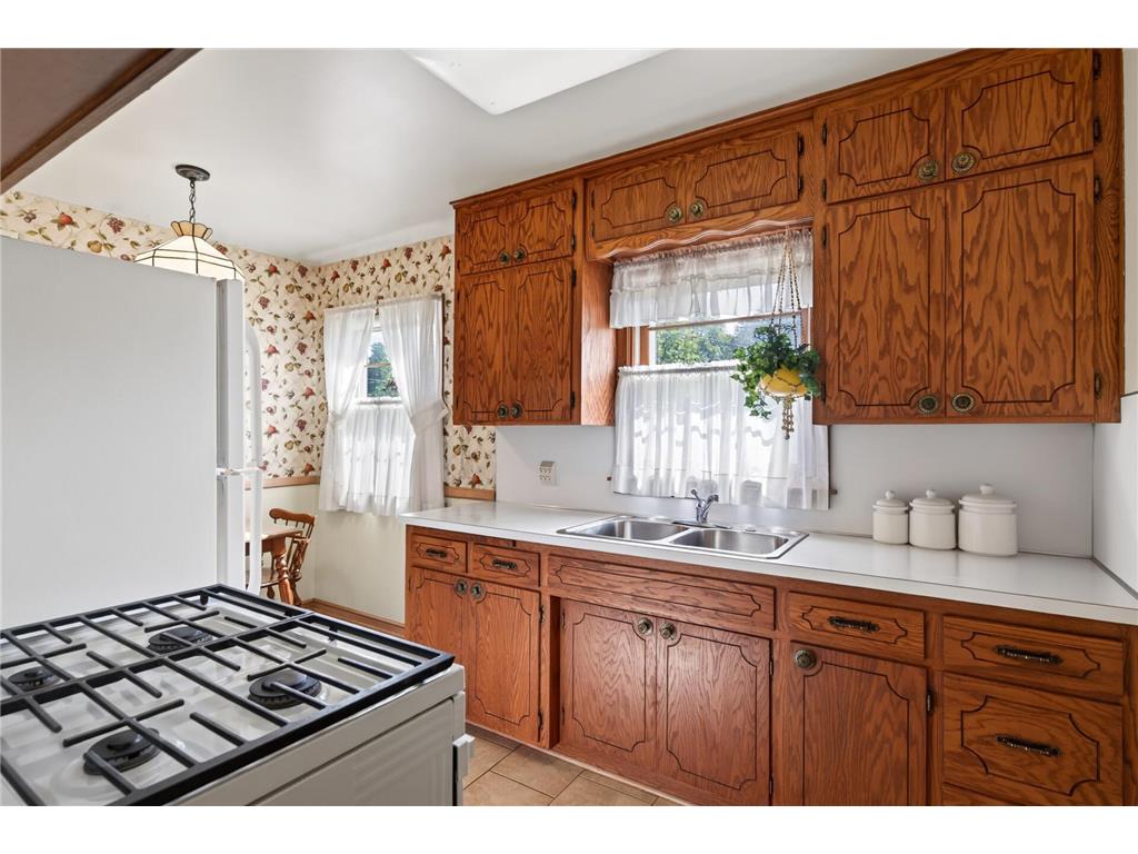 5737 34th Avenue S Minneapolis MN 55417 7082561 image2