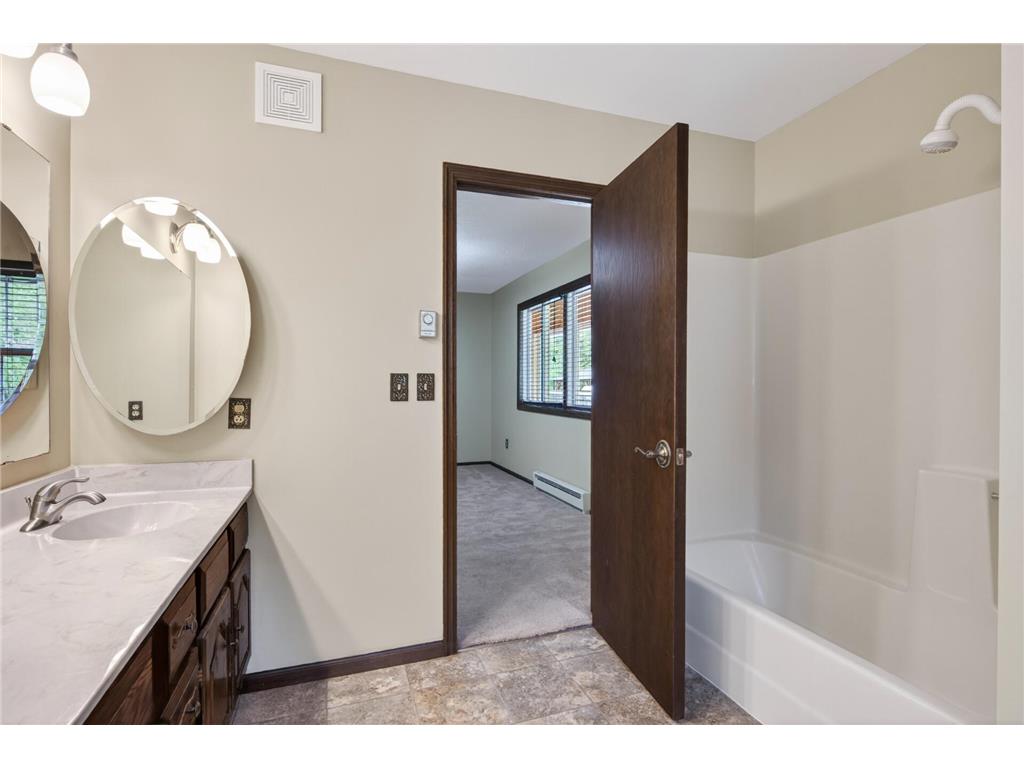 5737 N Highlands Court Lake Elmo MN 55042 7075547 image28