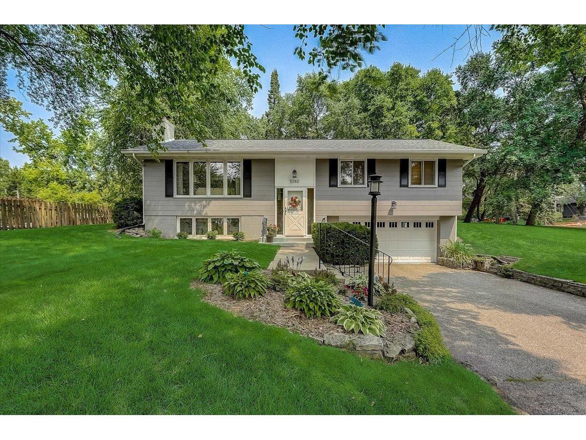 5740 Oakview Lane, MN, 55345 MLS 6029692 Edina Realty
