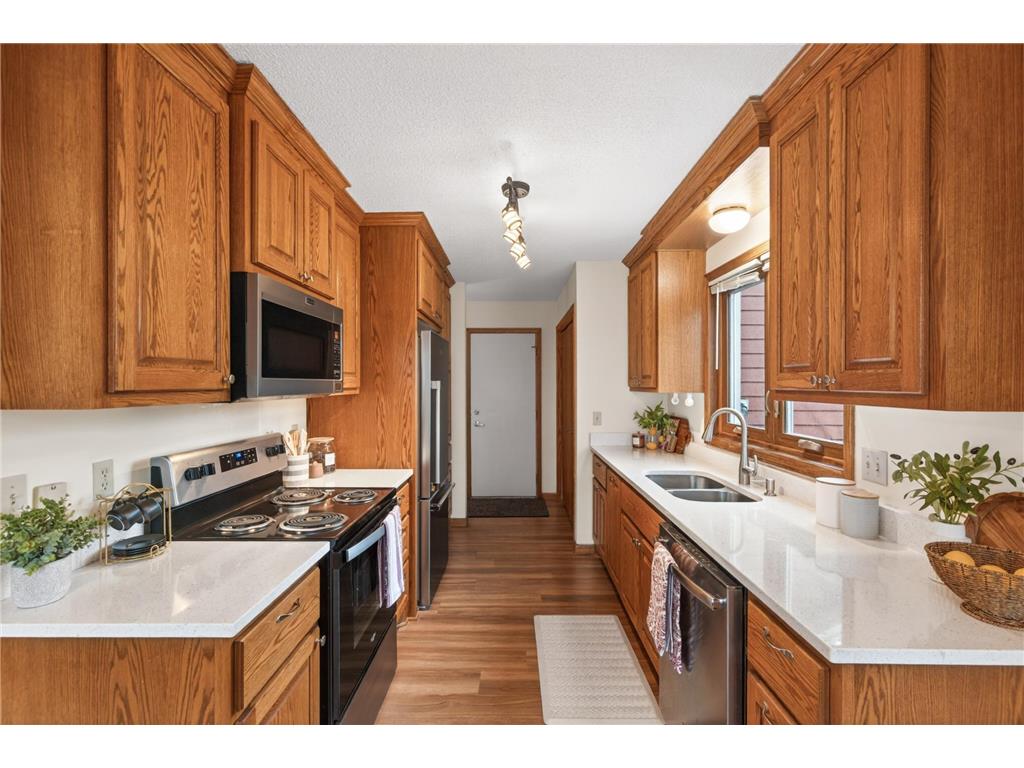 5740 Rosewood Lane N Plymouth MN 55442 7042274 image10
