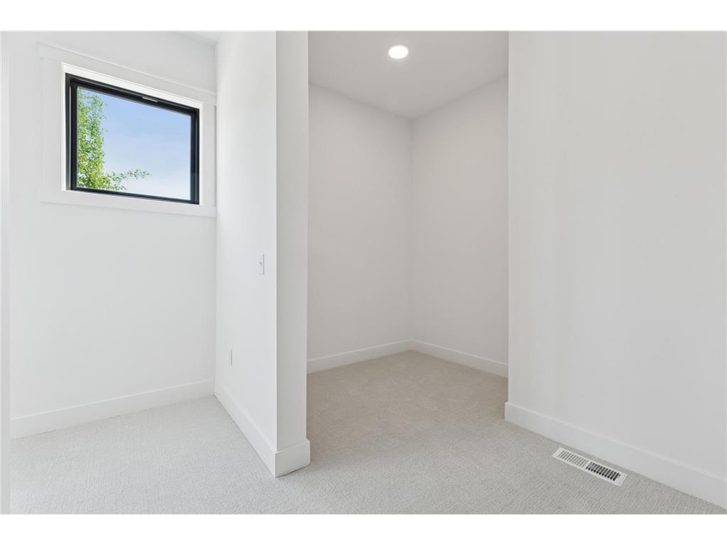 5742 Shady Oak Road S #7 Minnetonka MN 55343 6722357 image26