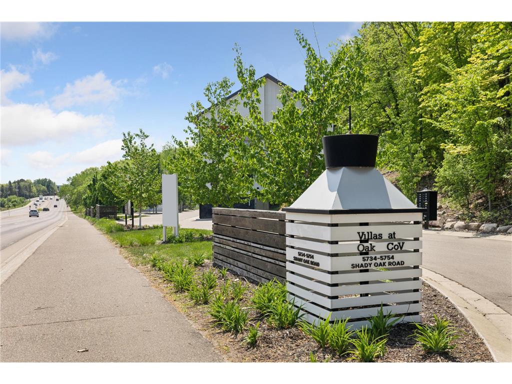 5742 Shady Oak Road S #7 Minnetonka MN 55343 6722357 image40