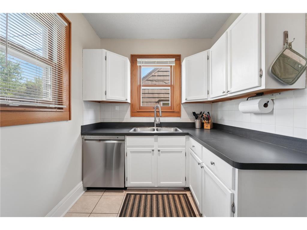 5744 26th Avenue S Minneapolis MN 55417 7089300 image12