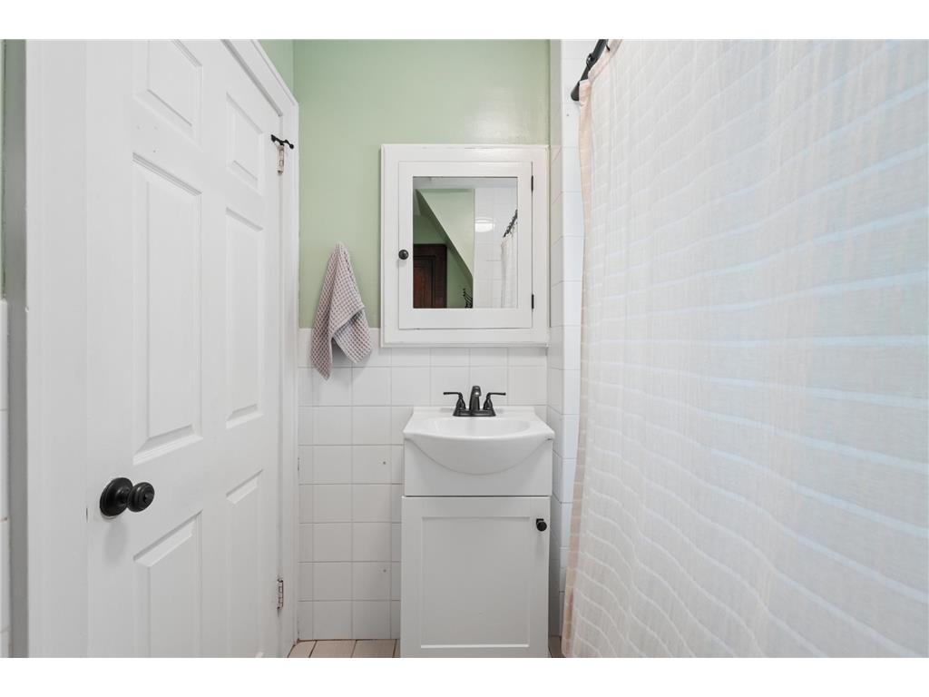 5744 26th Avenue S Minneapolis MN 55417 7089300 image17
