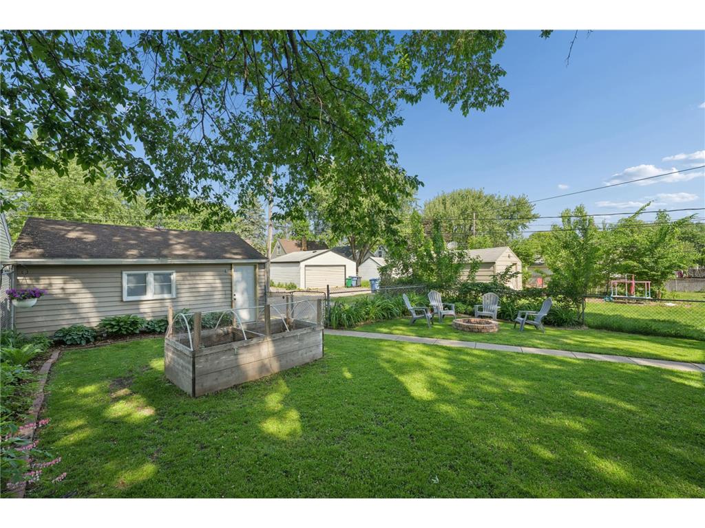 5744 26th Avenue S Minneapolis MN 55417 7089300 image24