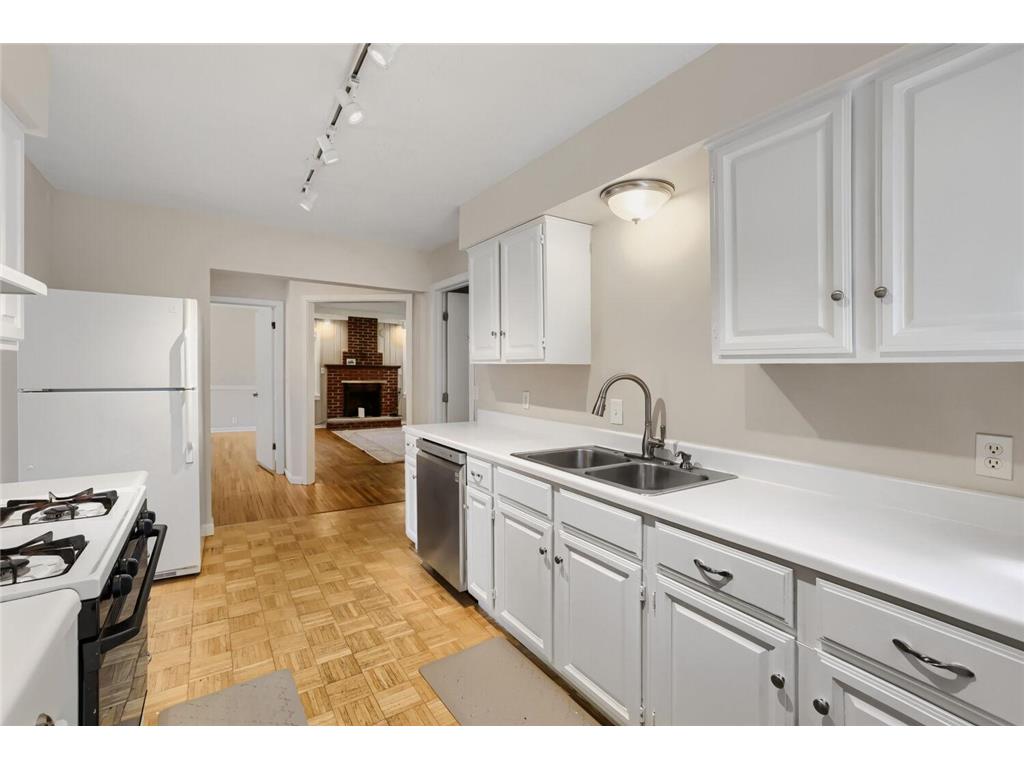 5745 Babcock Trail Inver Grove Heights MN 55077 7105824 image11