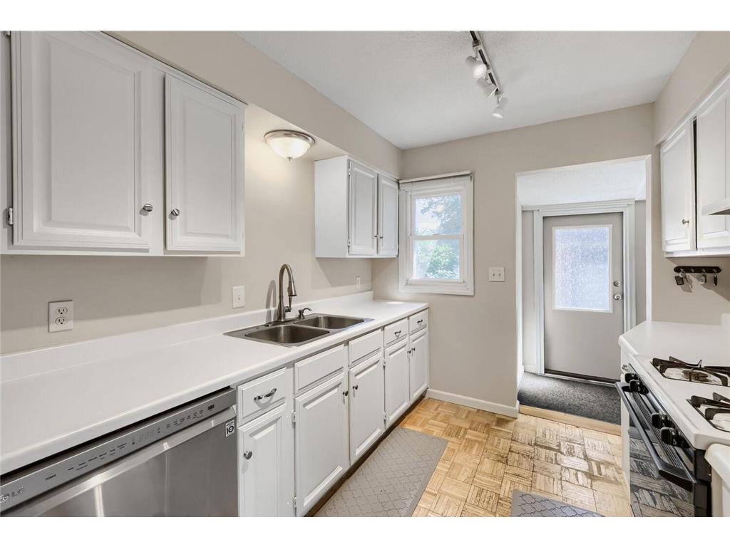 5745 Babcock Trail Inver Grove Heights MN 55077 7105824 image13
