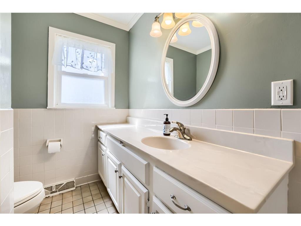 5745 Babcock Trail Inver Grove Heights MN 55077 7105824 image23