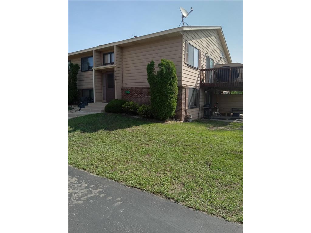 5745 Otter View Trail White Bear Twp MN 55110 6382434 image1