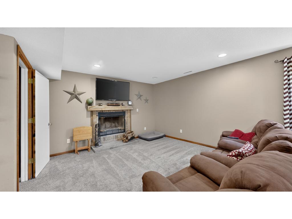 5746 Logan Street SE Rochester MN 55904 7107163 image26
