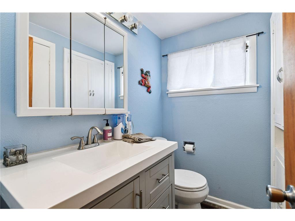 5749 Grandview Boulevard Mound MN 55364 - Dutch 7024075 image28