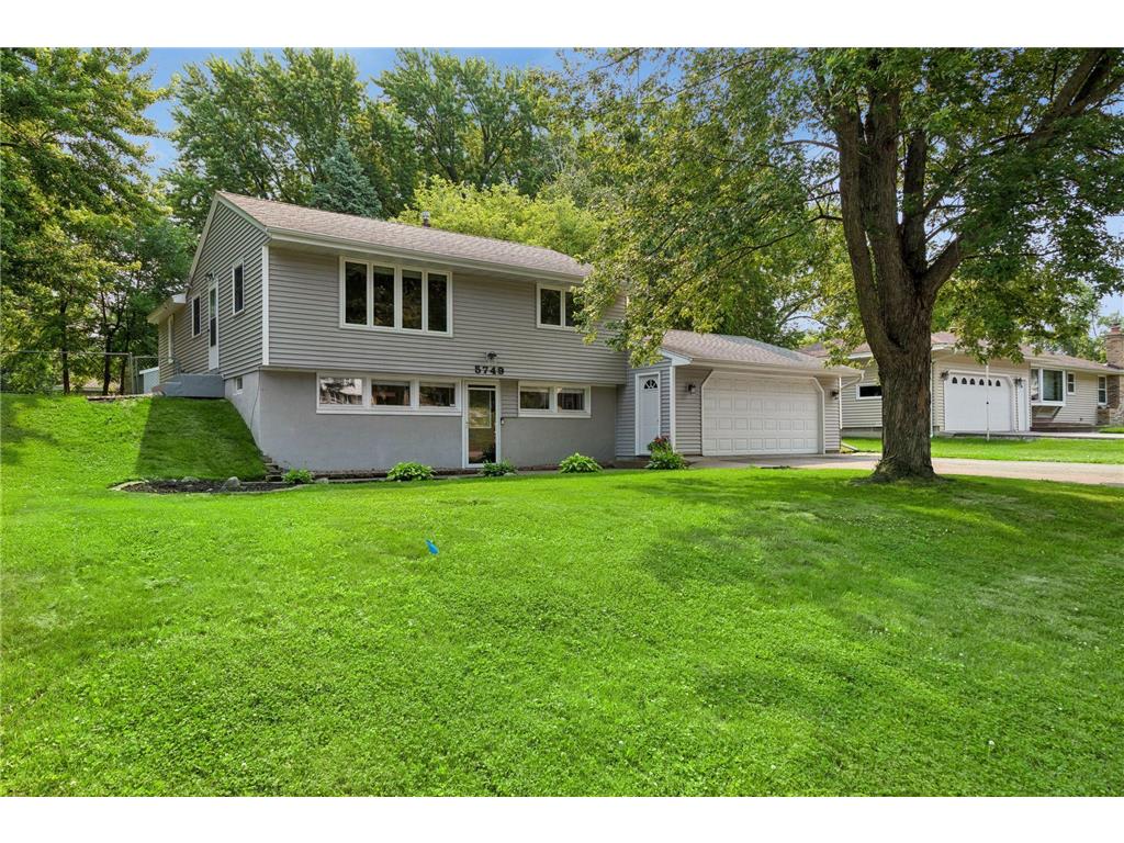 5749 W Glen Moor Road Minnetonka MN 55345 7103424 image1