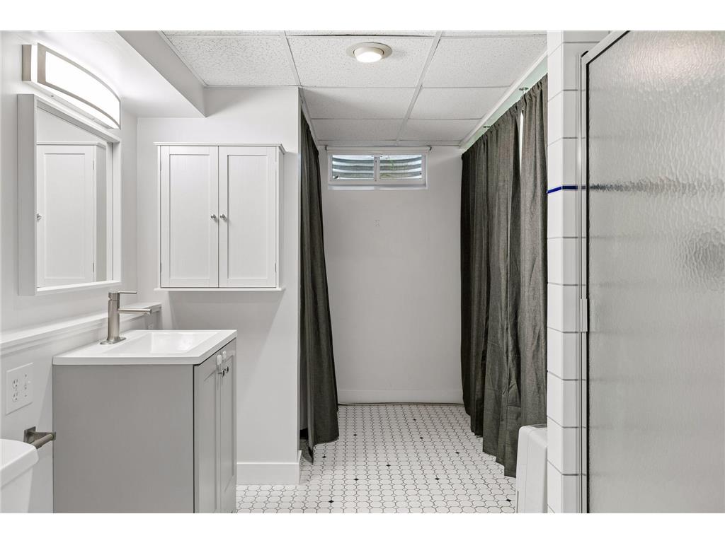 5749 W Glen Moor Road Minnetonka MN 55345 7103424 image11