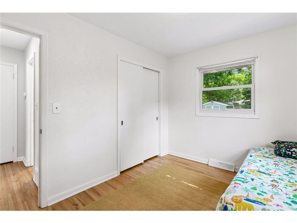 5749 W Glen Moor Road Minnetonka MN 55345 7103424 image29