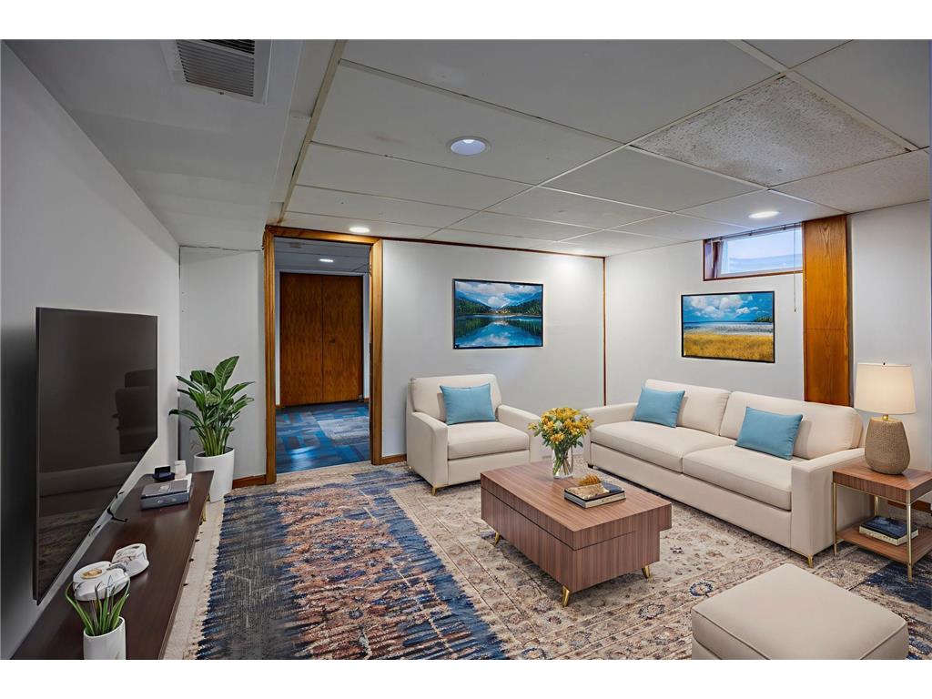 5749 Xerxes Avenue S Minneapolis MN 55410 6815518 image9