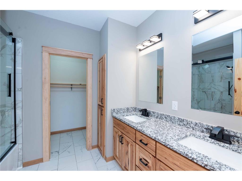 575 Elins Lake Road SE Cambridge MN 55008 - Elms 7048555 image39
