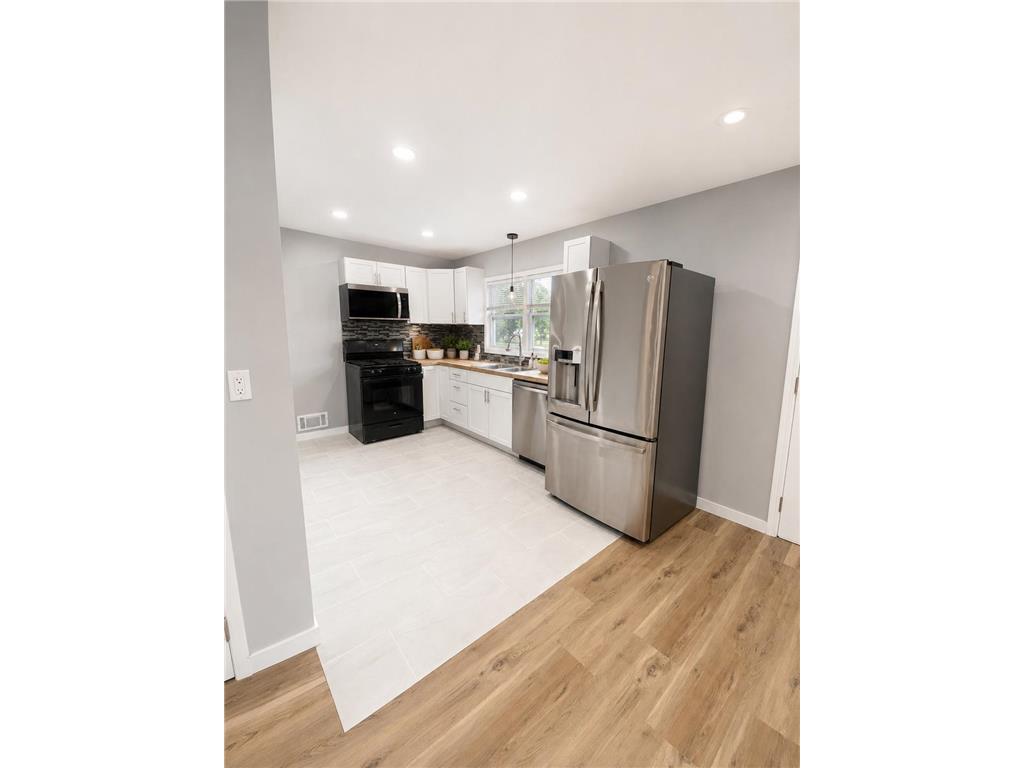 575 Nebraska Avenue E Saint Paul MN 55130 7085125 image13