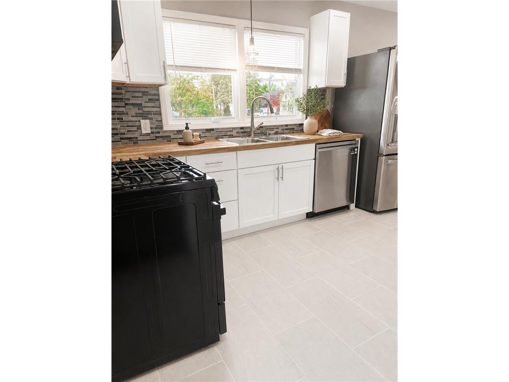 575 Nebraska Avenue E Saint Paul MN 55130 7085125 image17