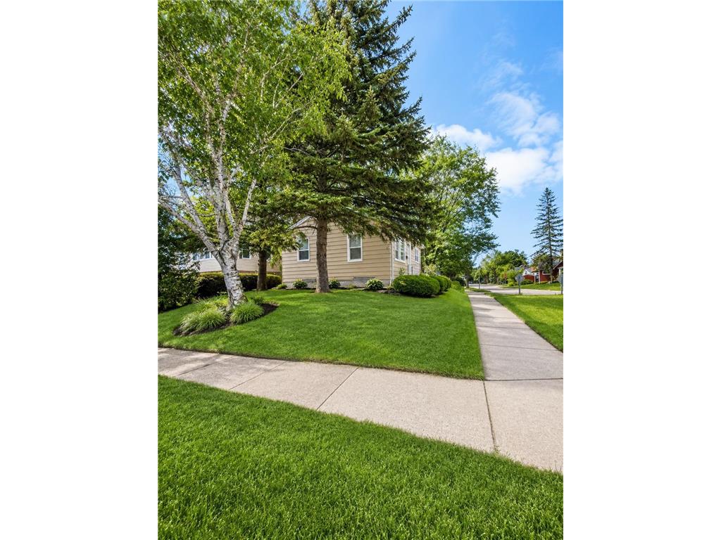 575 Nebraska Avenue E Saint Paul MN 55130 7085125 image2