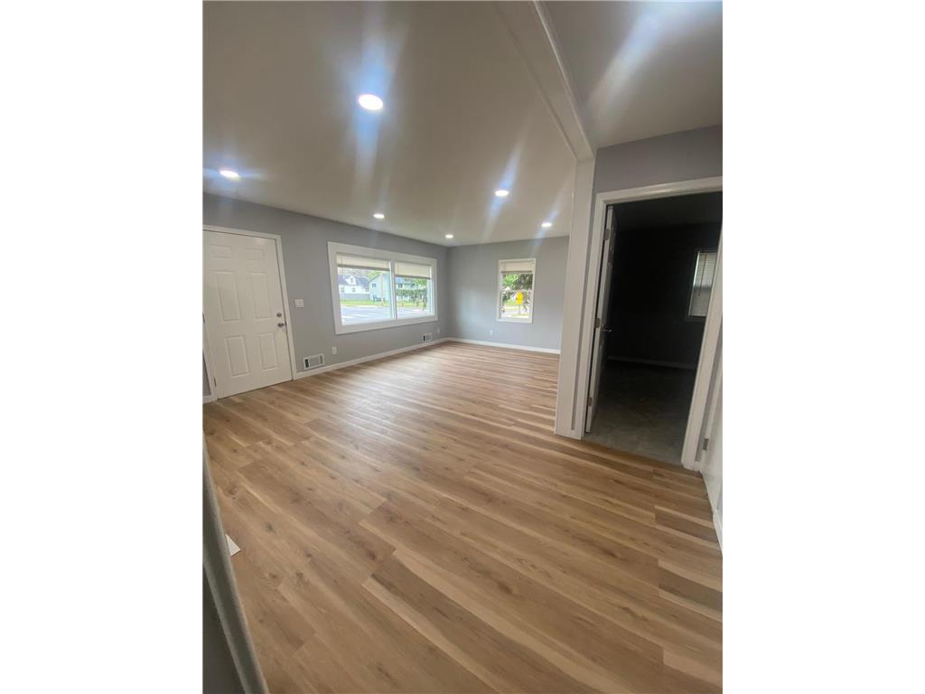 575 Nebraska Avenue E Saint Paul MN 55130 7085125 image37