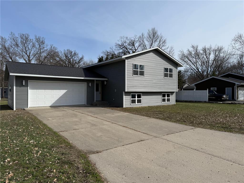 575 Roberts Street SW Hutchinson MN 55350 6702500 image1