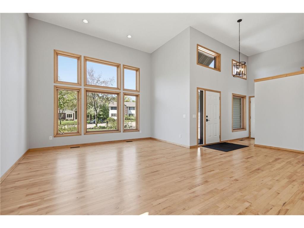 5750 Newberry Circle N Oak Park Heights MN 55082 7058148 image16