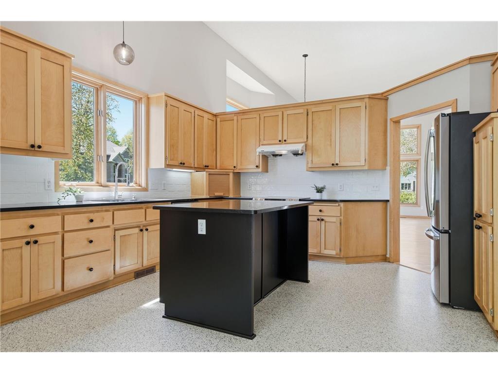 5750 Newberry Circle N Oak Park Heights MN 55082 7058148 image23