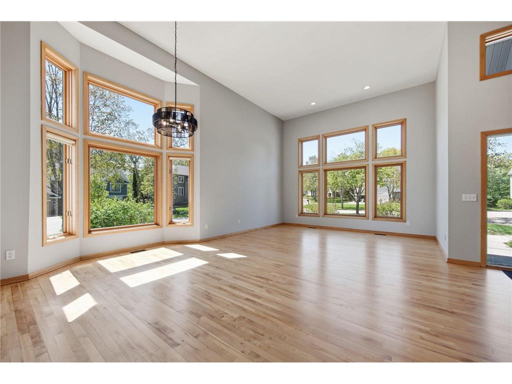 5750 Newberry Circle N Oak Park Heights MN 55082 7058148 image8